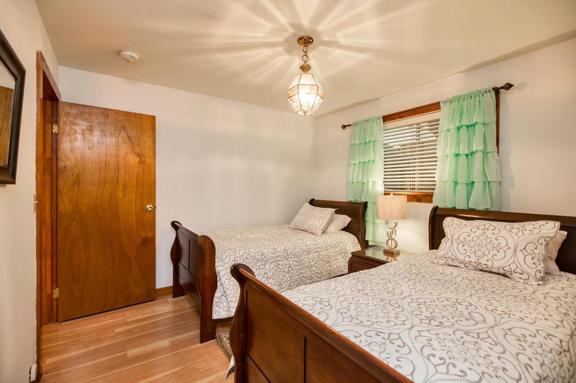 Alameda 2 Bedroom 2 Ba Apt, Ac, 3 Blocks To Beach & Shopping Center & Free Parking エクステリア 写真